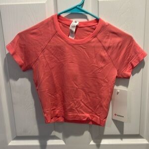 LULULEMON crop top